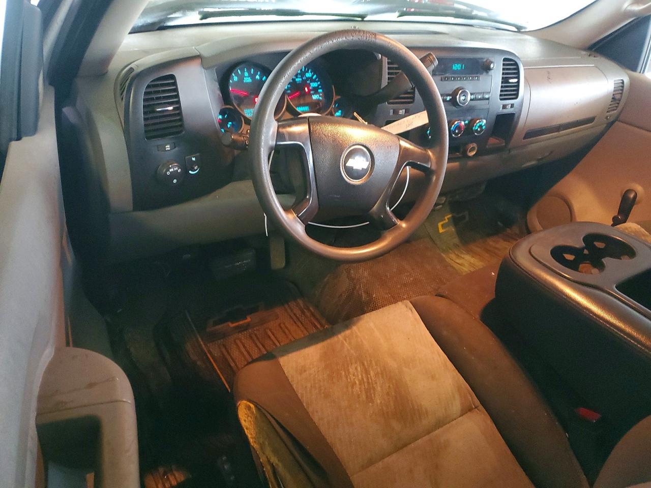 2007 CHEVROLET SILVERADO C1500 CLASSIC photo 8