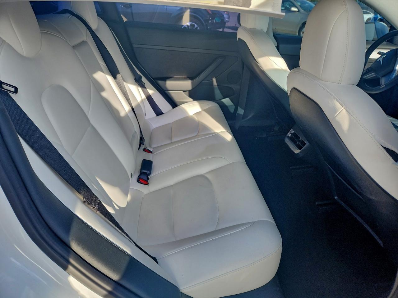 2022 TESLA MODEL 3 photo 10