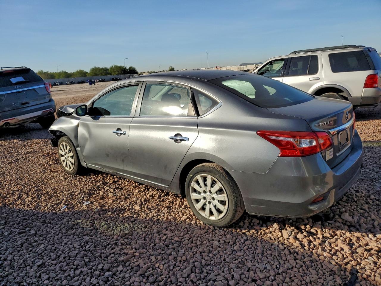 2018 NISSAN SENTRA S photo 2