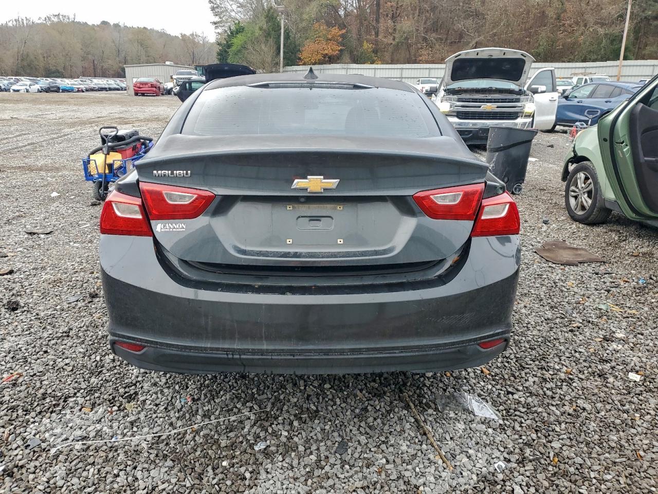 2017 CHEVROLET MALIBU LS photo 6