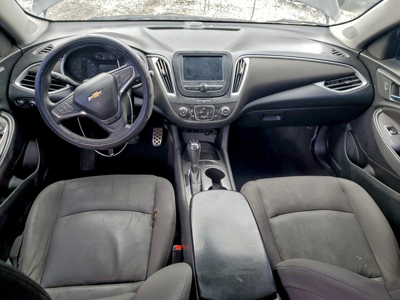 2017 CHEVROLET MALIBU LS photo 8