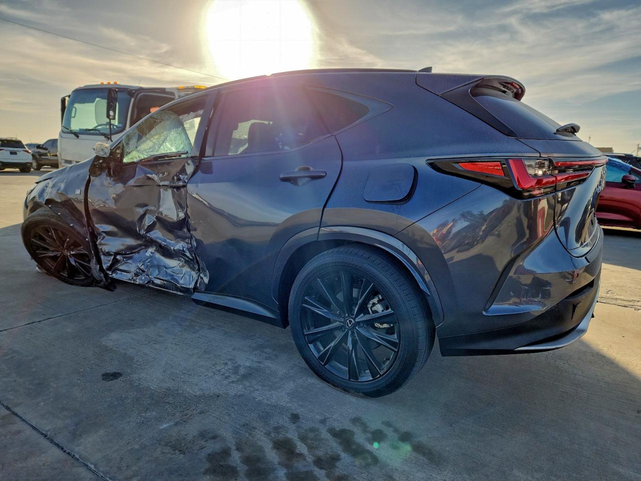 2024 LEXUS NX 450H LUXURY photo 2