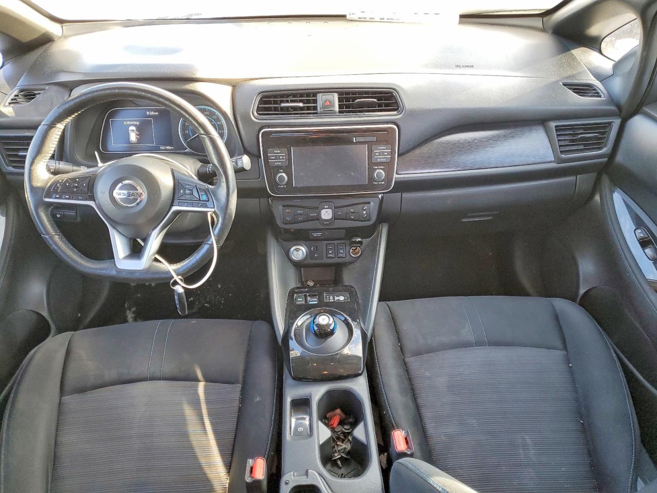 2018 NISSAN LEAF S photo 8