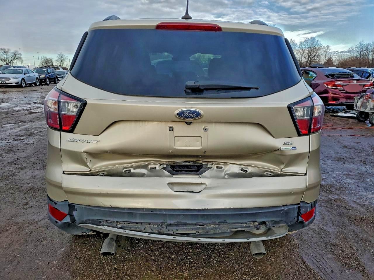 2018 FORD ESCAPE SE photo 6