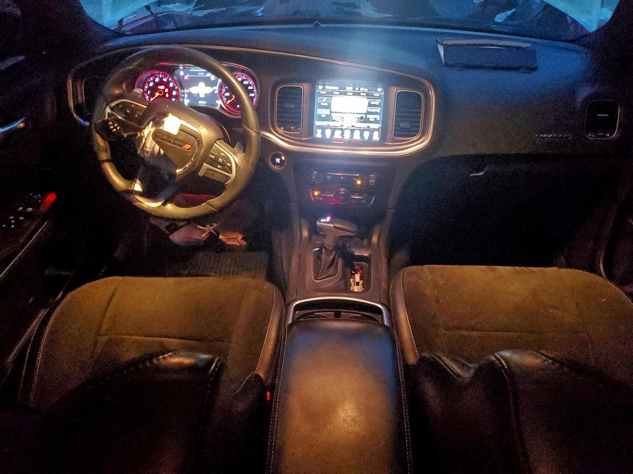 2016 DODGE CHARGER photo 15