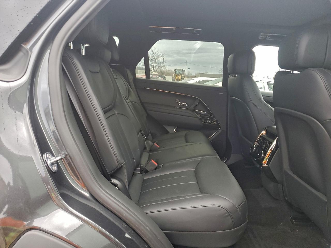 2025 LAND ROVER RANGE ROVER SPORT DYNAMIC SE photo 11