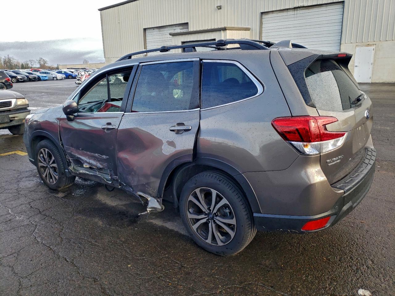 2021 SUBARU FORESTER LIMITED photo 2