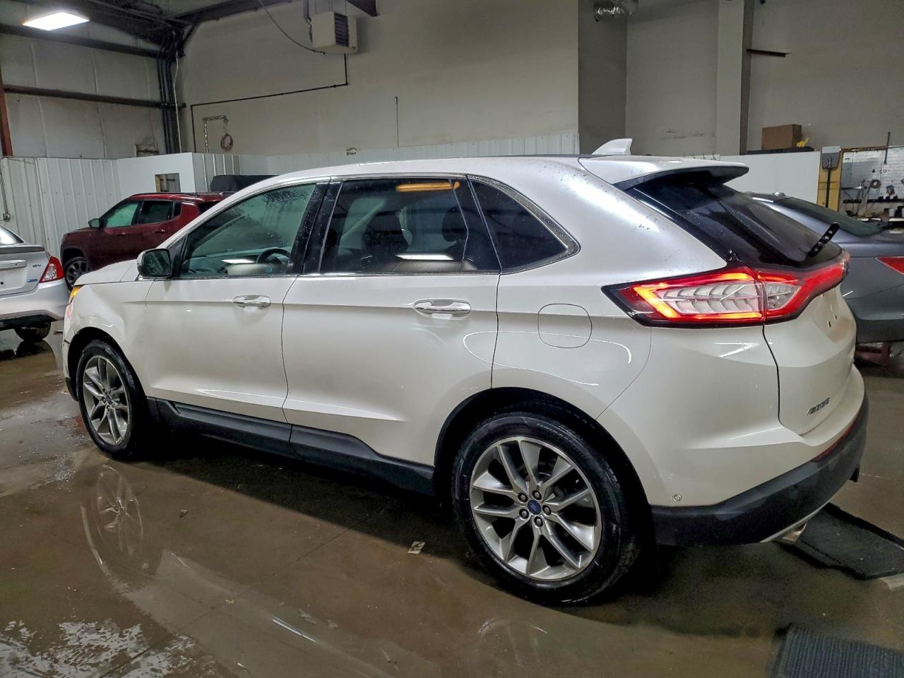 2018 FORD EDGE TITANIUM photo 2