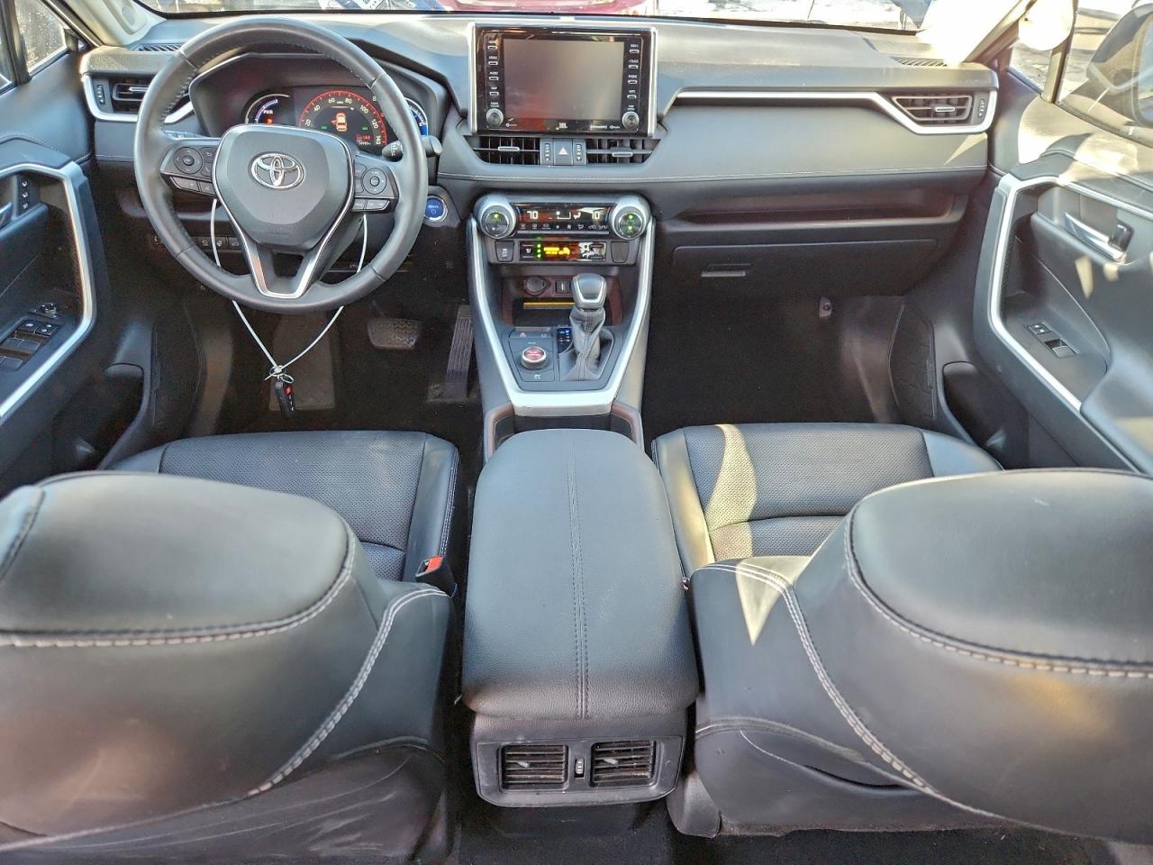 2021 TOYOTA RAV4 LIMITED photo 8