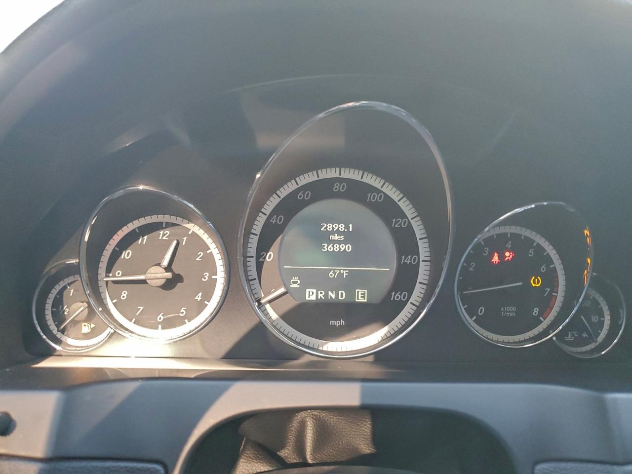 2011 MERCEDES-BENZ E 350 photo 9