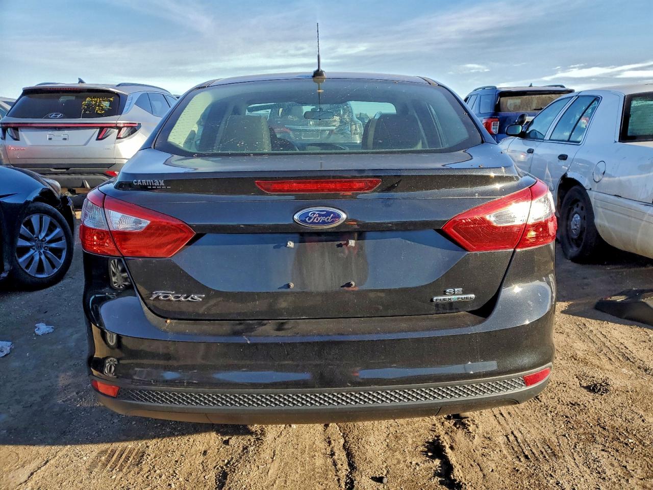 2014 FORD FOCUS SE photo 6