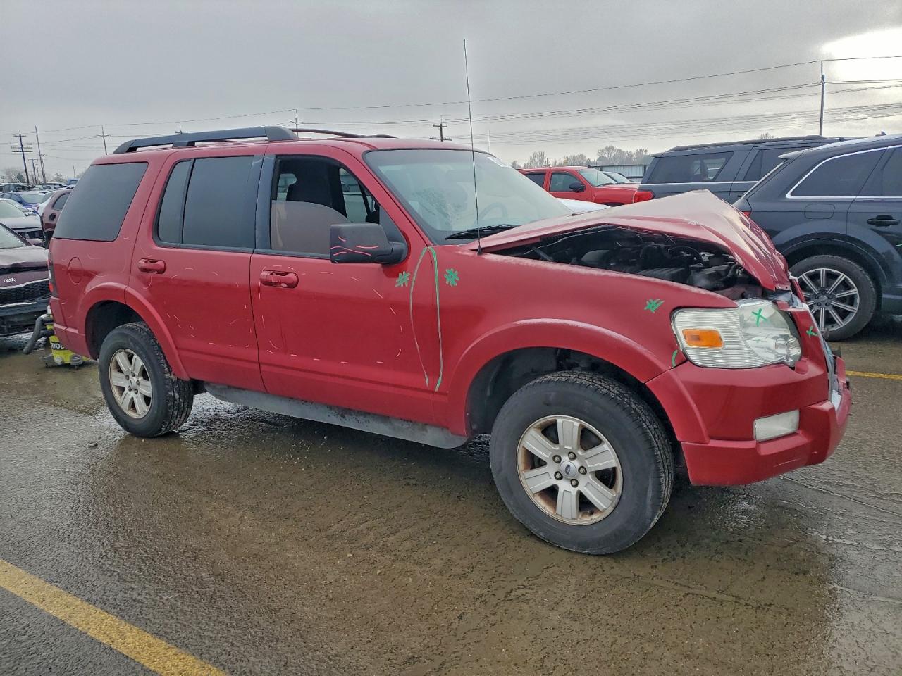 2010 FORD EXPLORER XLT photo 4