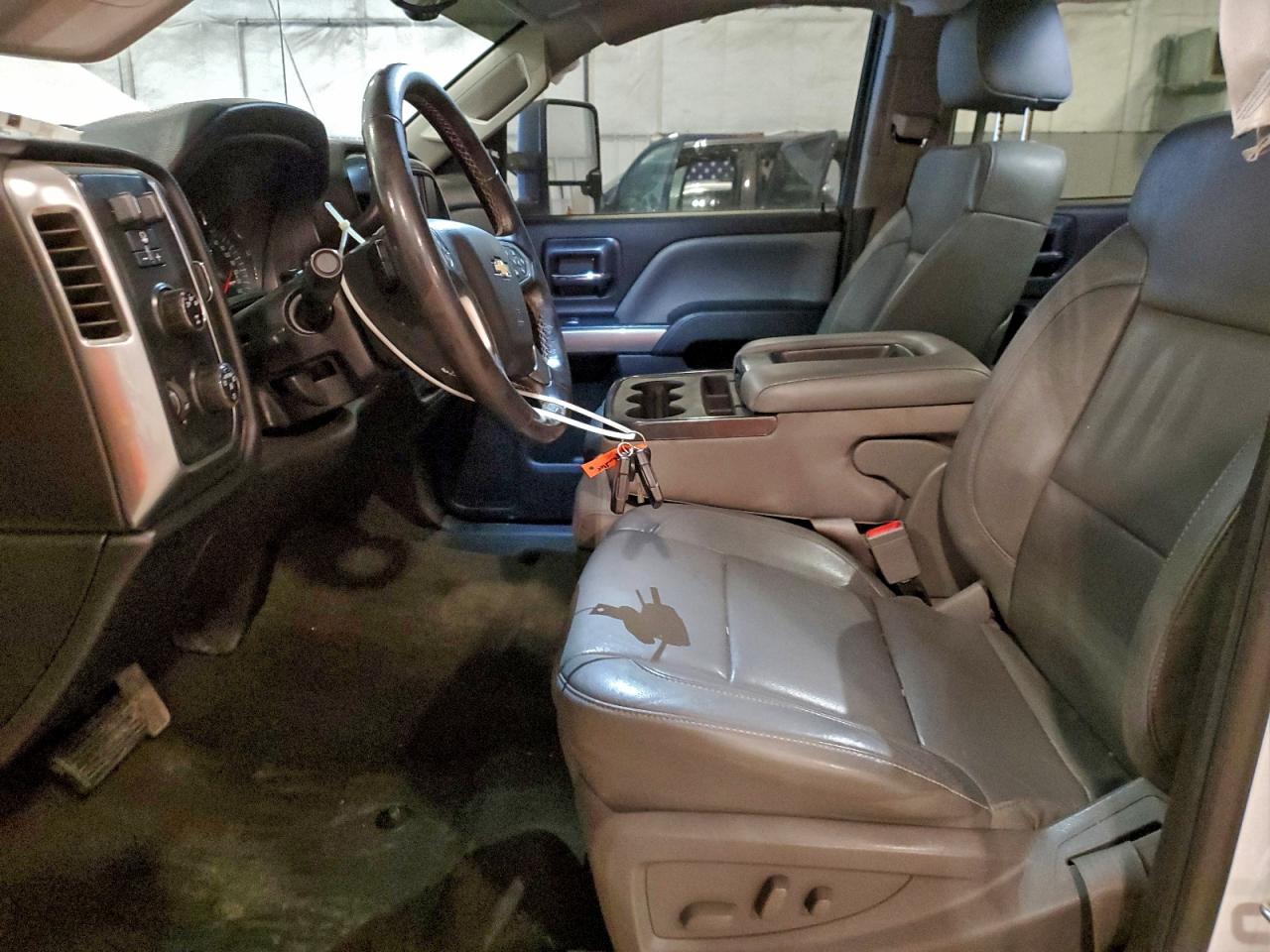 2015 CHEVROLET SILVERADO K2500 HEAVY DUTY LT photo 13