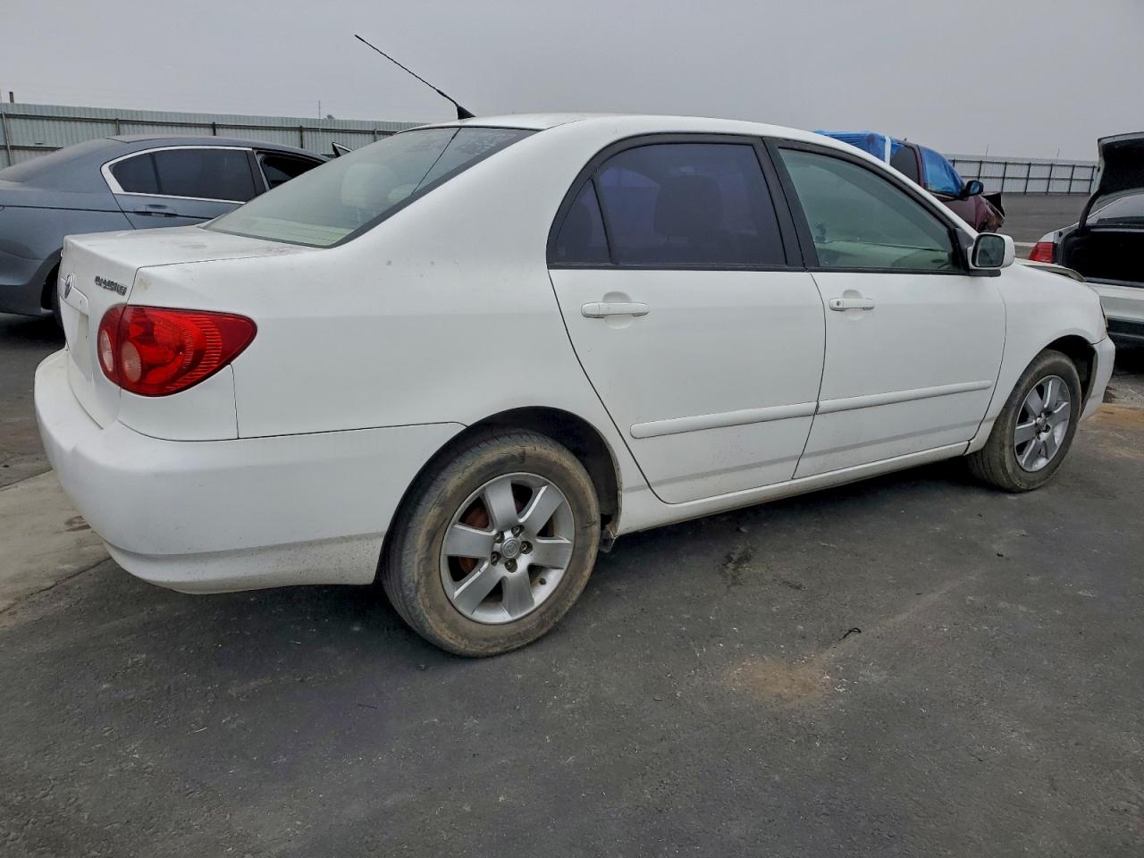 2006 TOYOTA COROLLA CE photo 3