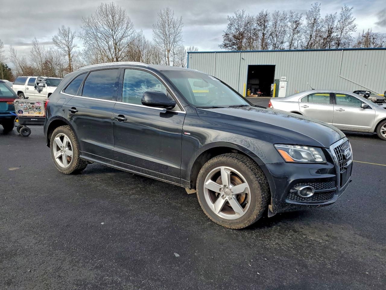 2012 AUDI Q5 PREMIUM PLUS photo 4