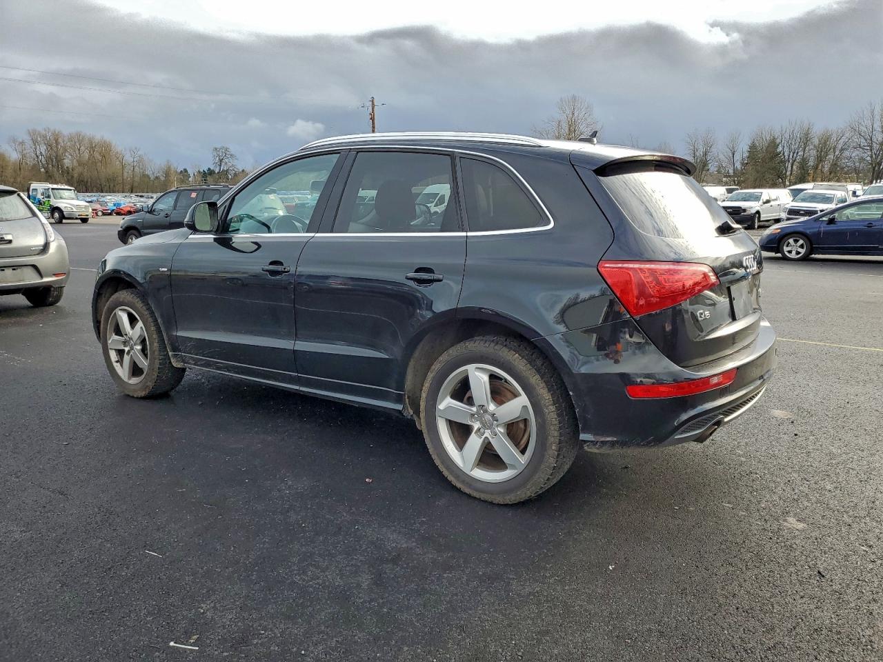2012 AUDI Q5 PREMIUM PLUS photo 2
