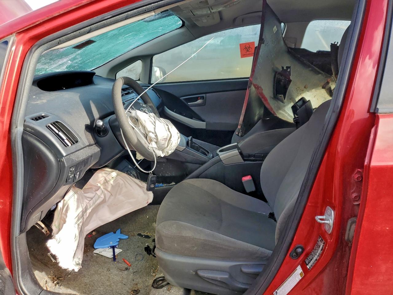 2012 TOYOTA PRIUS photo 7