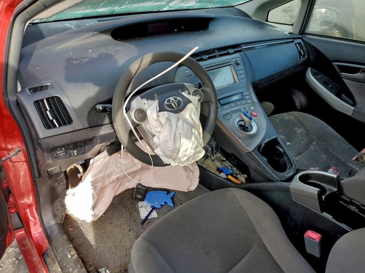 2012 TOYOTA PRIUS photo 8