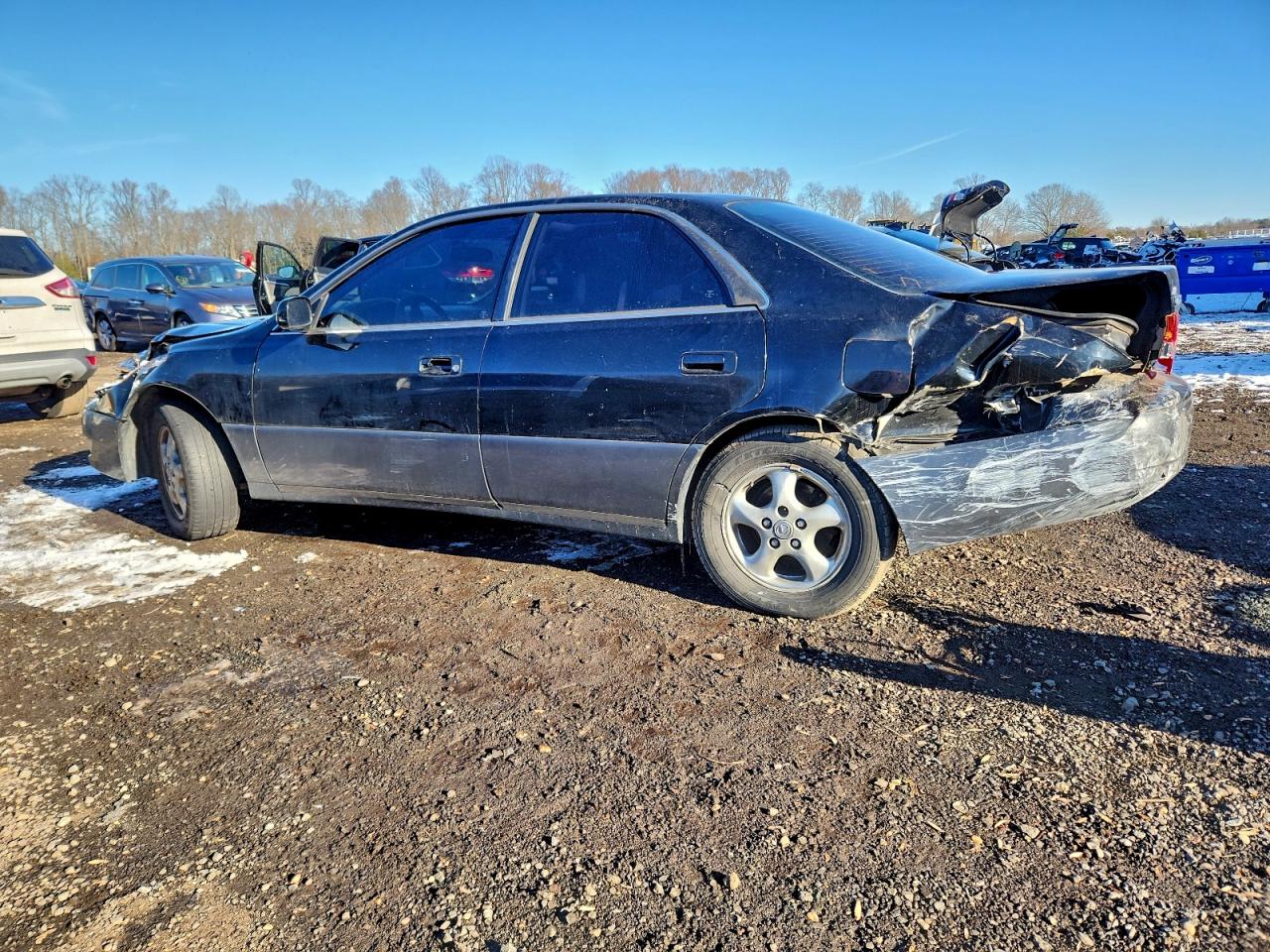 1997 LEXUS ES 300 photo 2