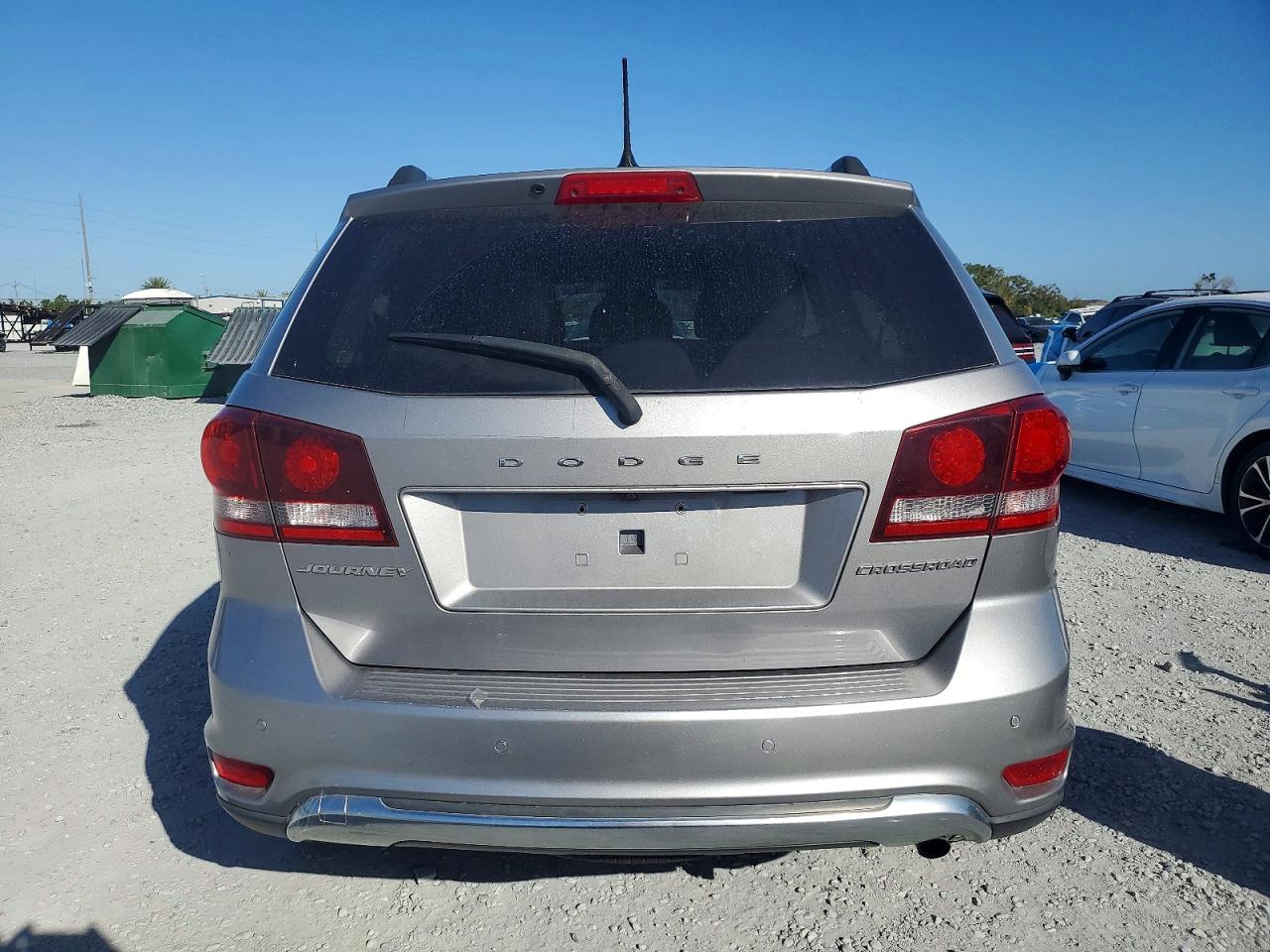 2018 DODGE JOURNEY CROSSROAD photo 6