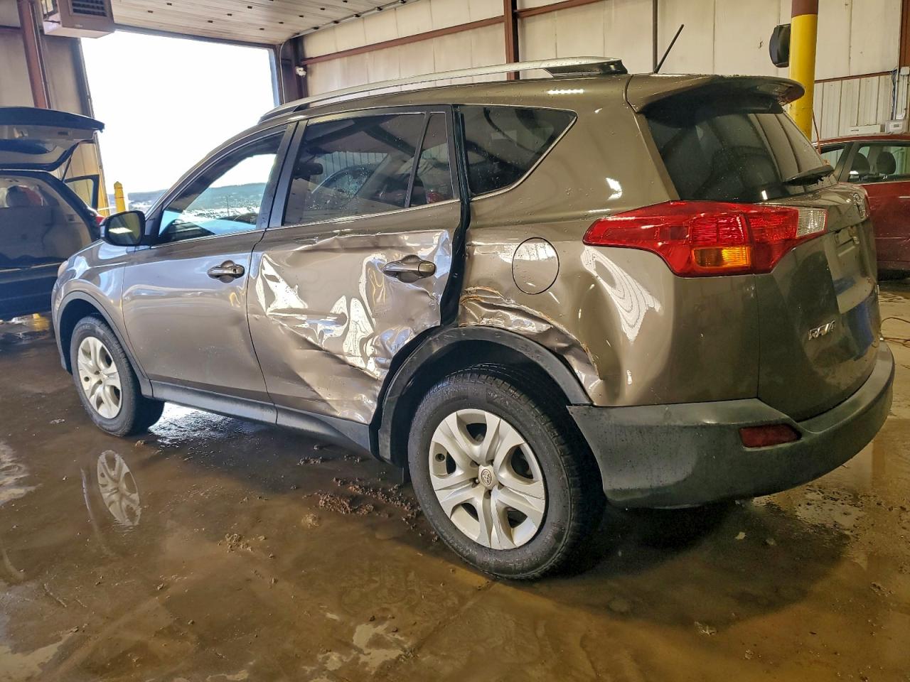 2015 TOYOTA RAV4 LE photo 2