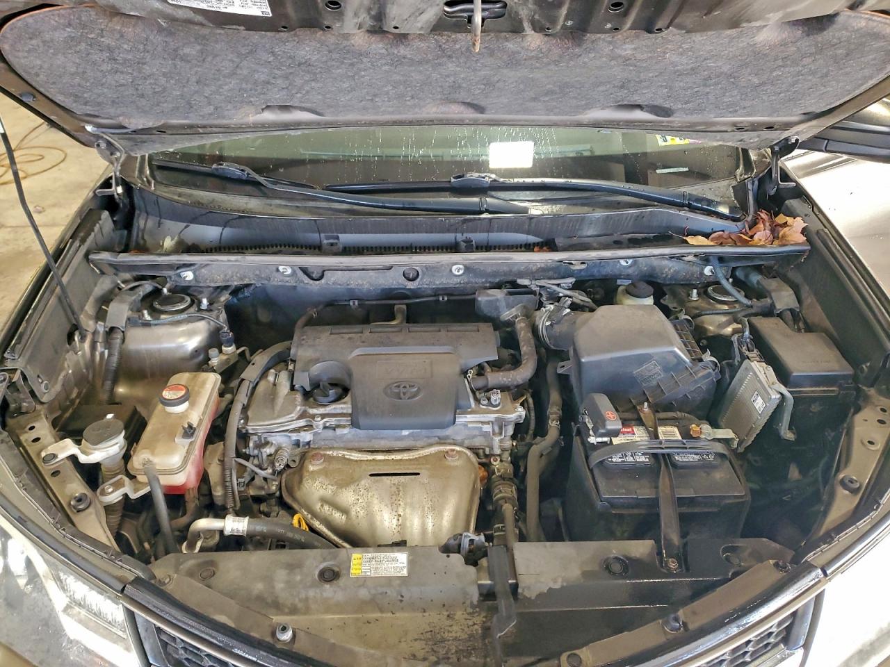 2015 TOYOTA RAV4 LE photo 12