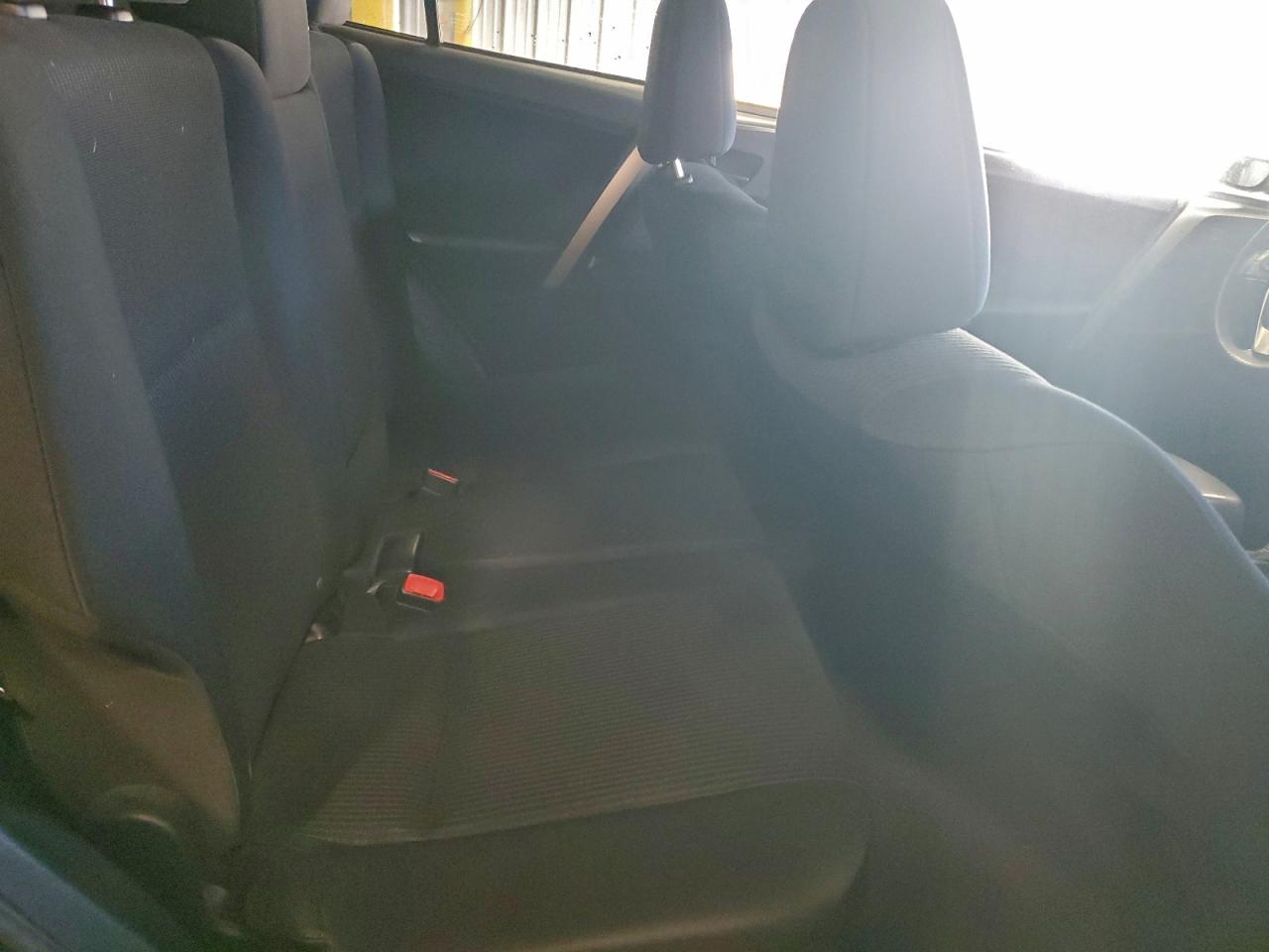 2015 TOYOTA RAV4 LE photo 11