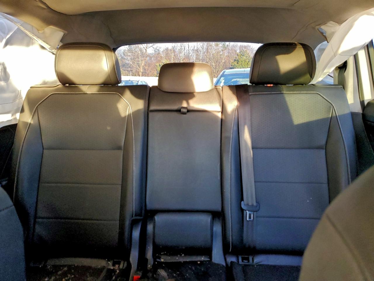 2021 VOLKSWAGEN TIGUAN SE photo 10