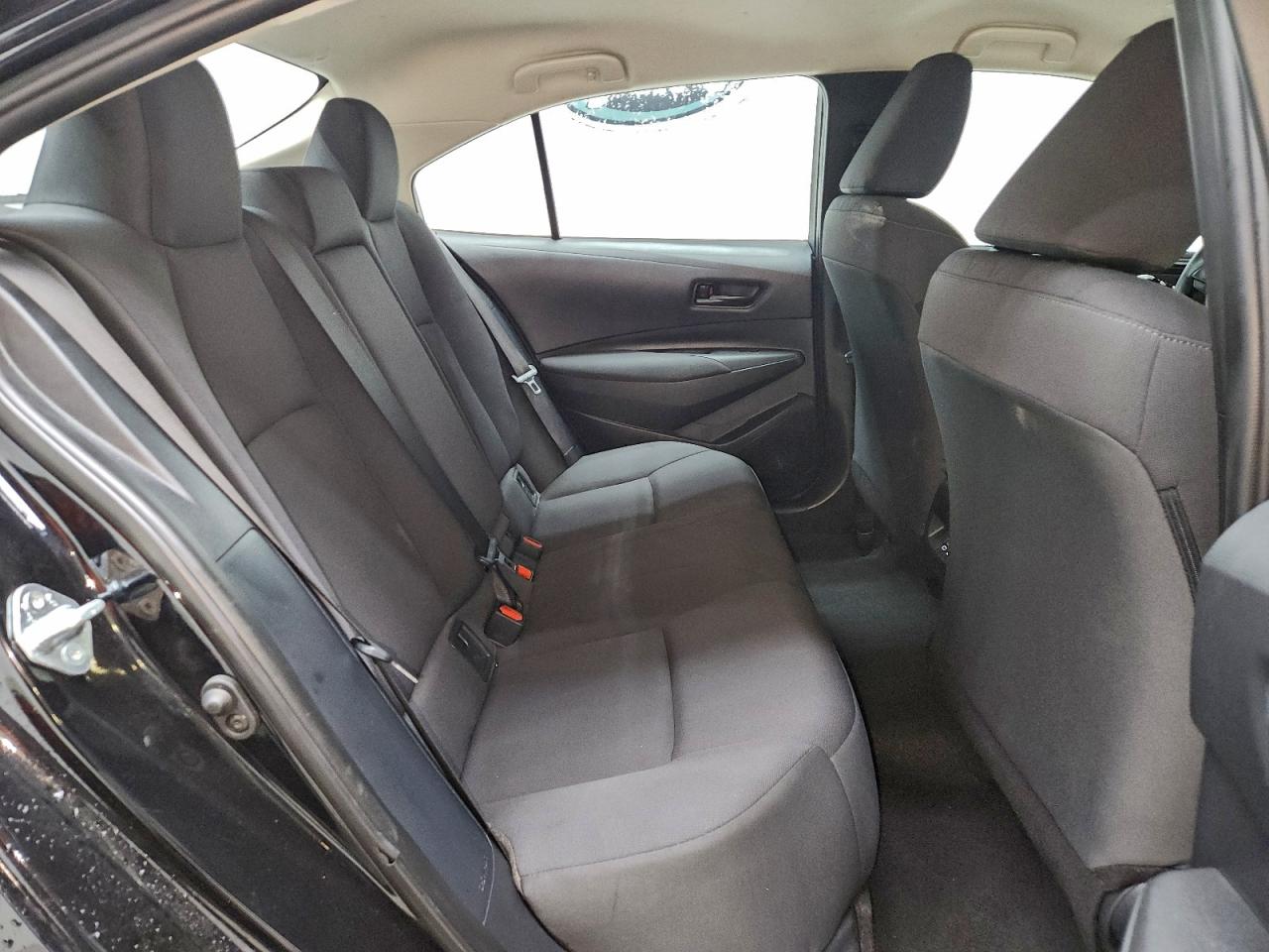 2024 TOYOTA COROLLA LE photo 10