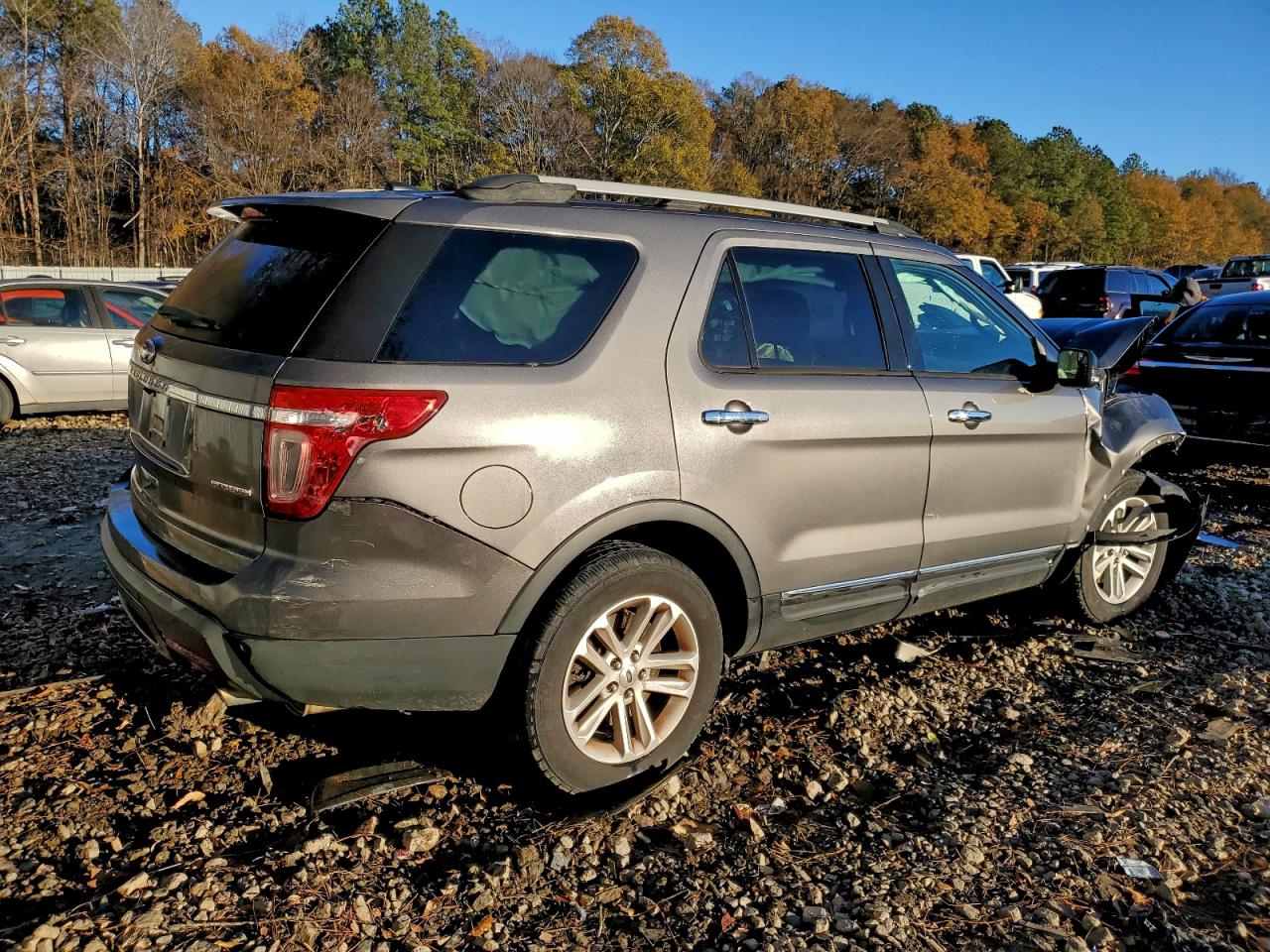 2014 FORD EXPLORER XLT photo 3