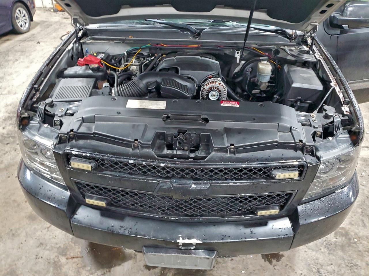 2011 CHEVROLET SUBURBAN K1500 LT photo 12