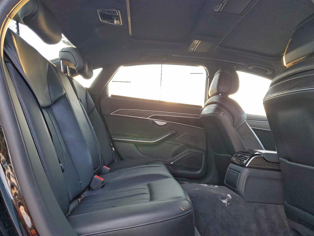 2021 AUDI A8 L photo 10