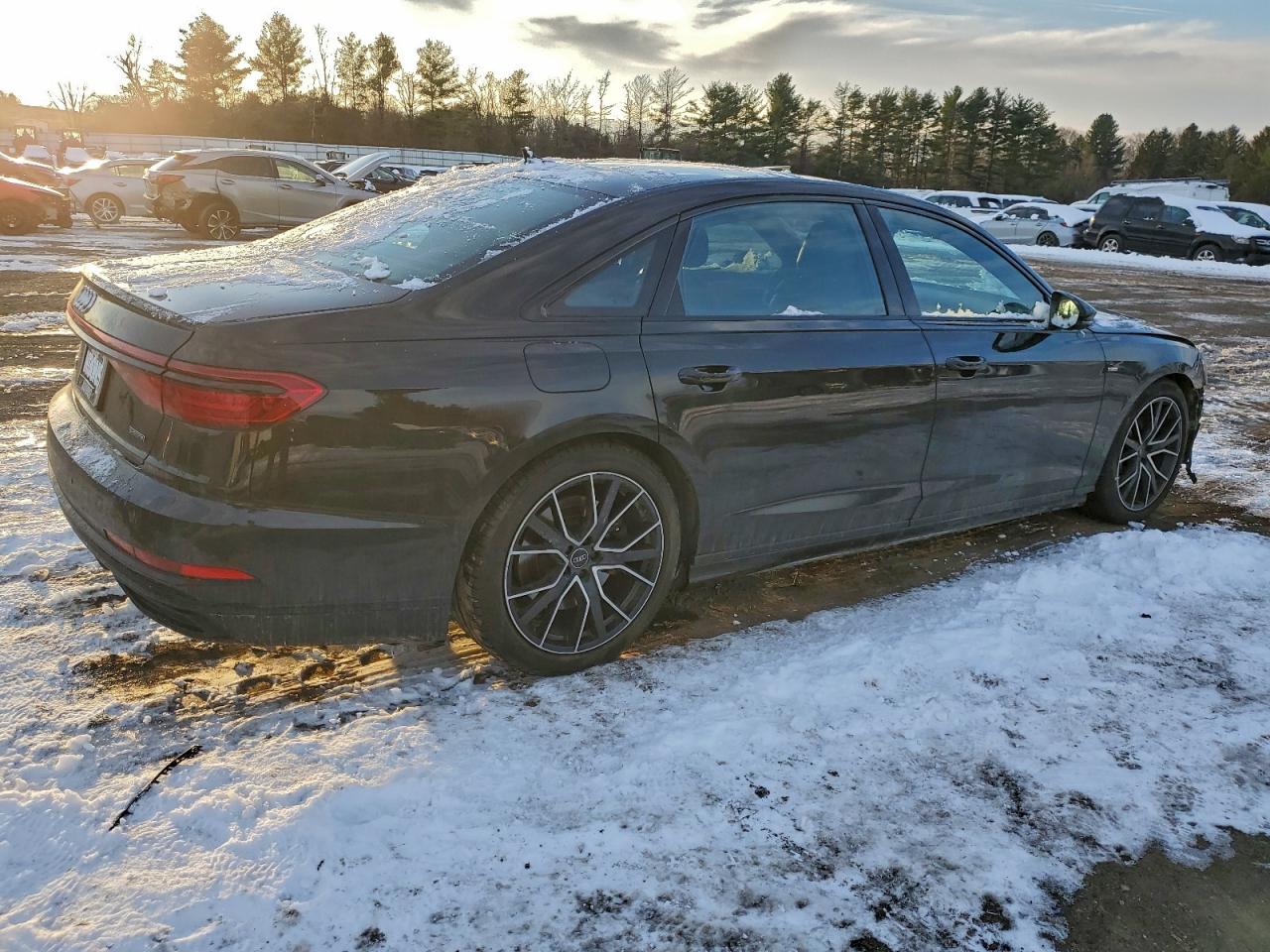 2021 AUDI A8 L photo 3