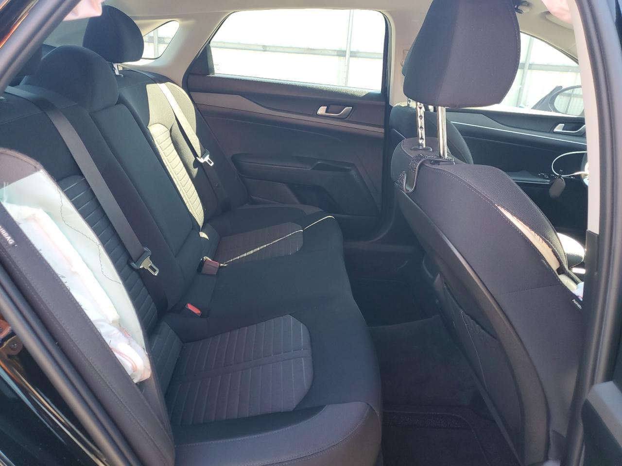 2025 KIA K5 photo 10