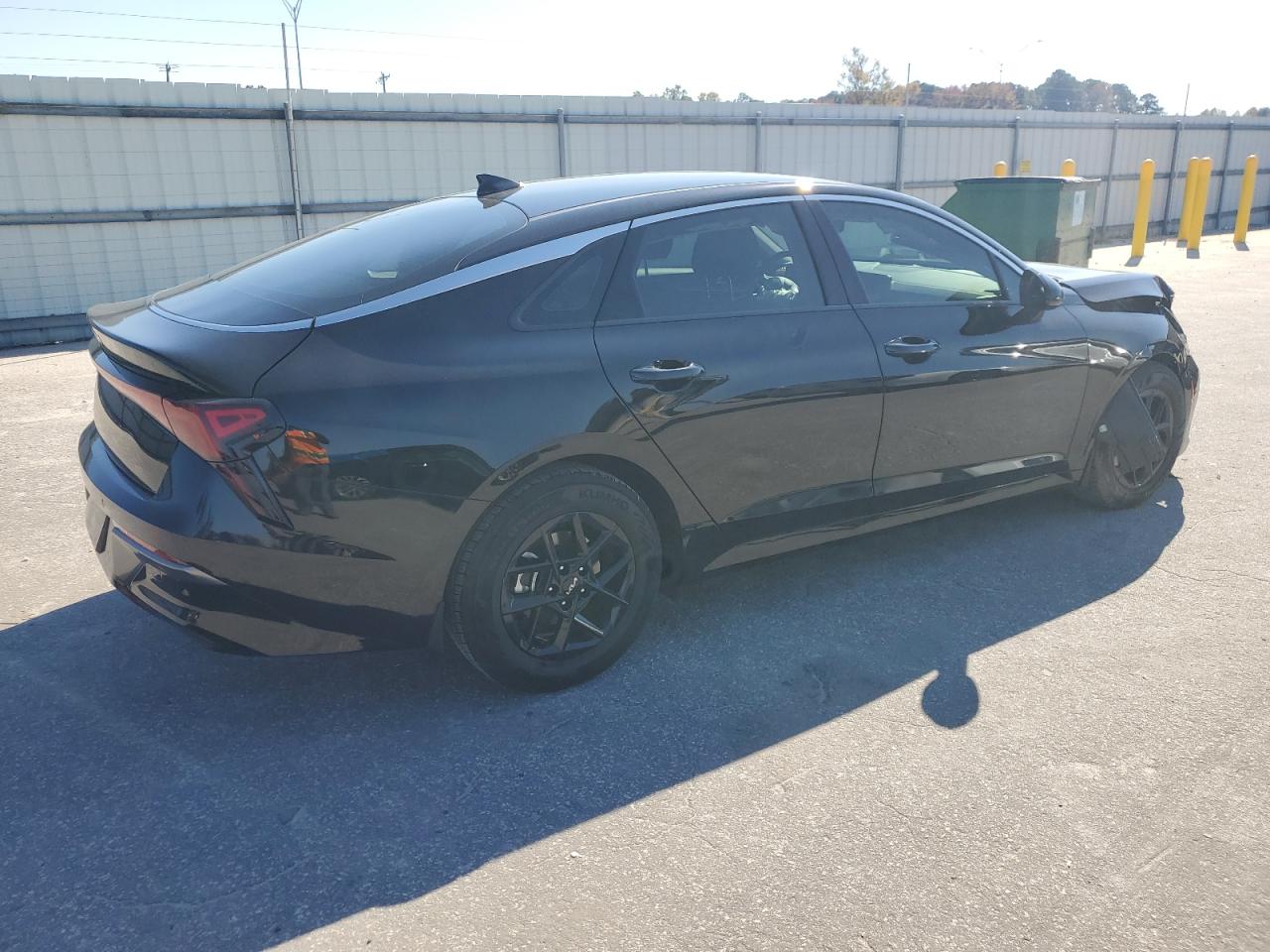 2025 KIA K5 photo 3