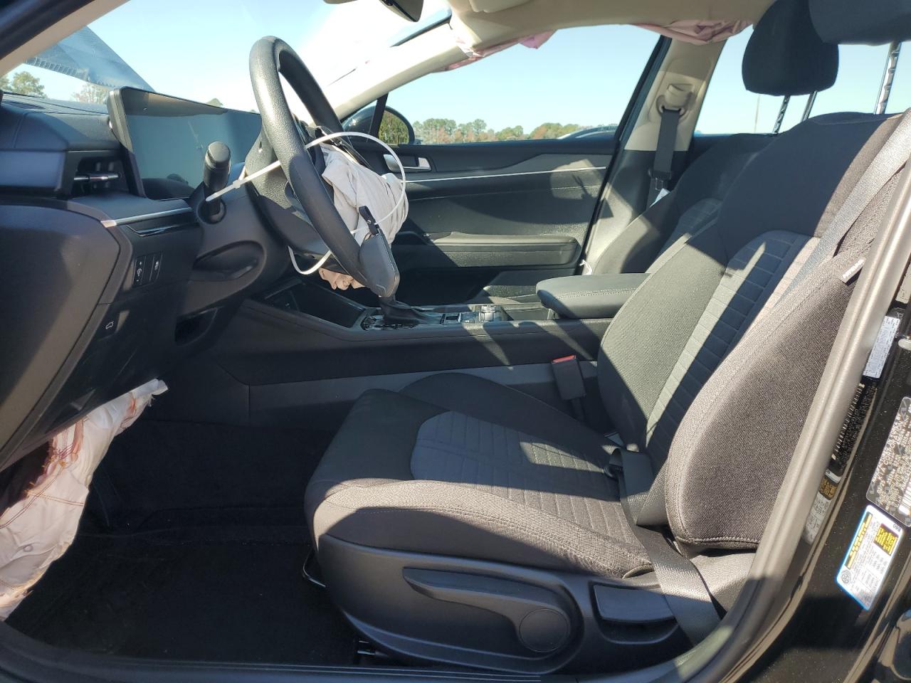 2025 KIA K5 photo 7