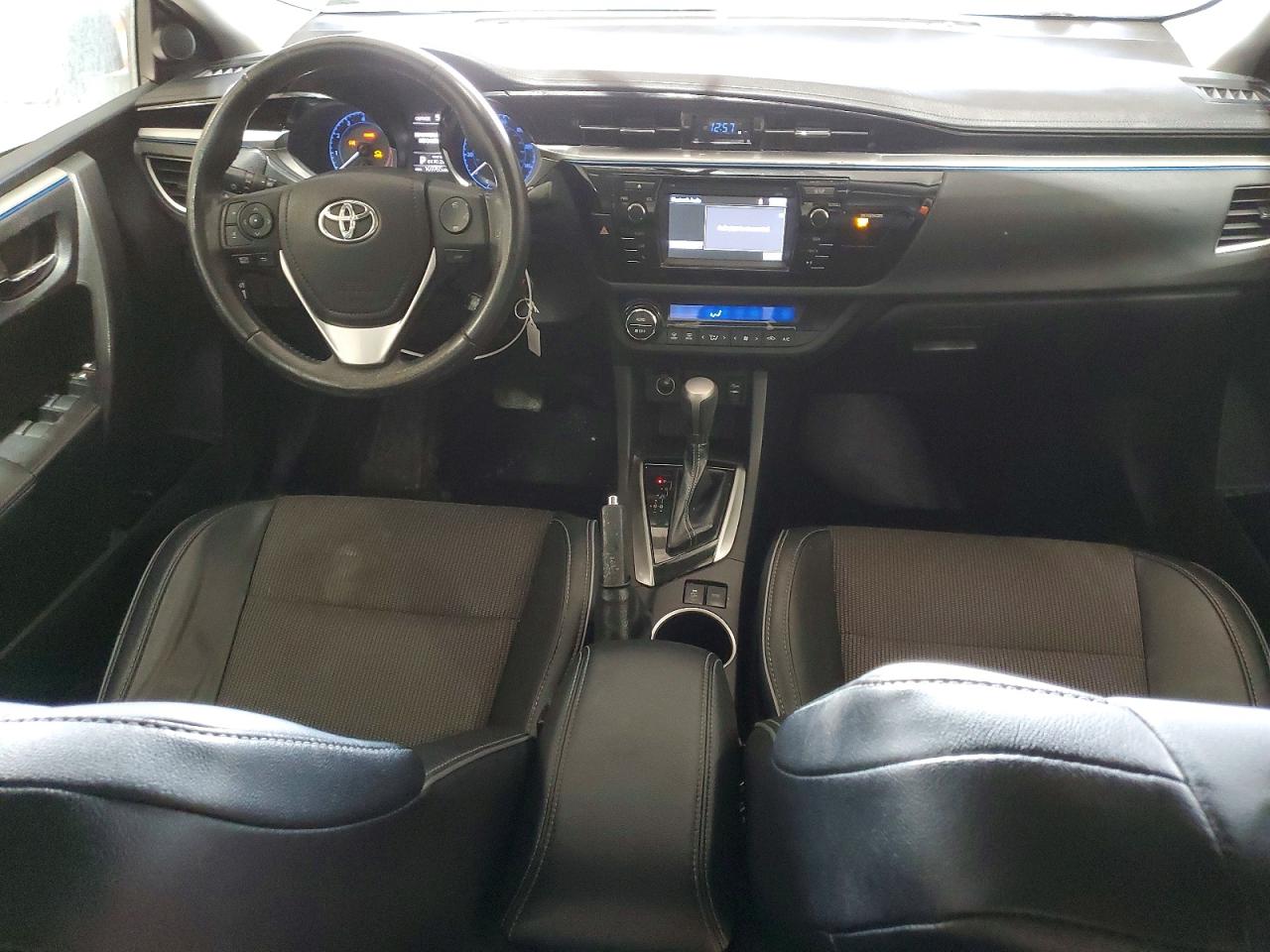2014 TOYOTA COROLLA L photo 8