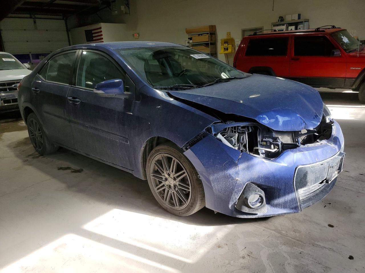 2014 TOYOTA COROLLA L photo 4