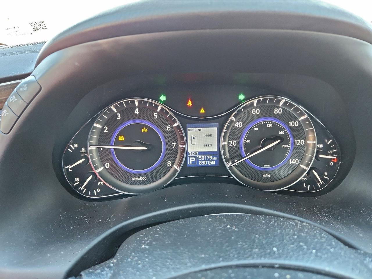 2018 INFINITI QX80 BASE photo 9