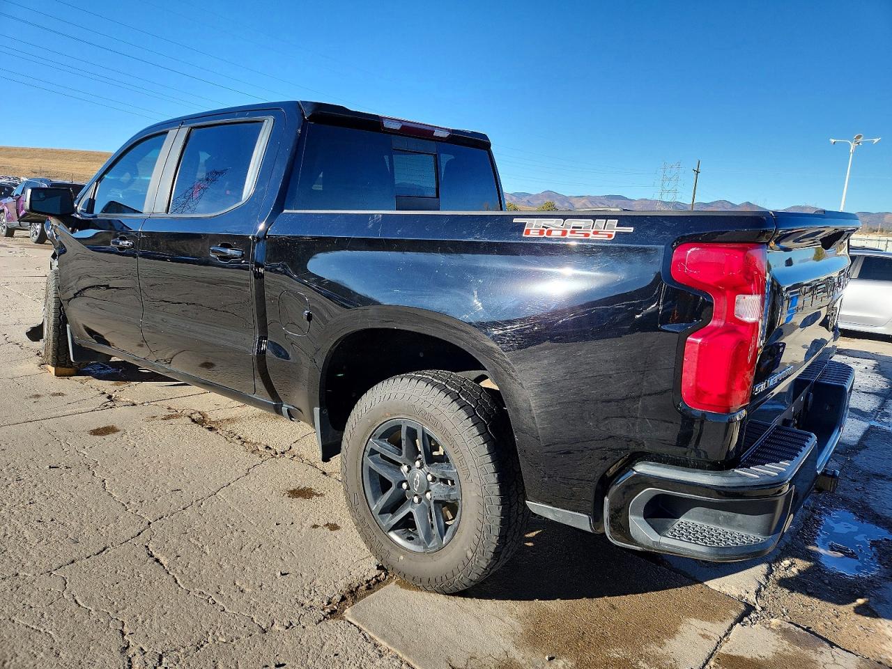 2020 CHEVROLET SILVERADO K1500 LT TRAIL BOSS photo 2