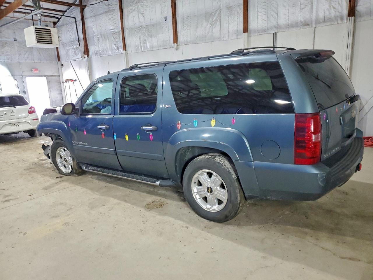 2008 CHEVROLET SUBURBAN K1500 LS photo 2