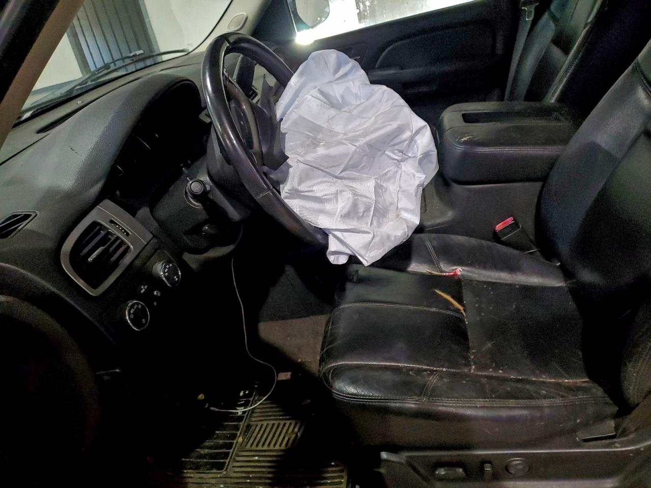 2008 CHEVROLET SUBURBAN K1500 LS photo 7