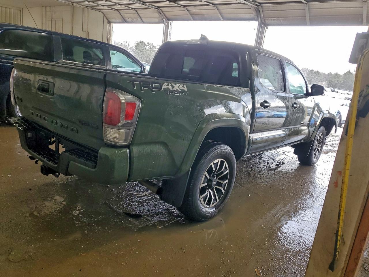2022 TOYOTA TACOMA DOUBLE CAB photo 3