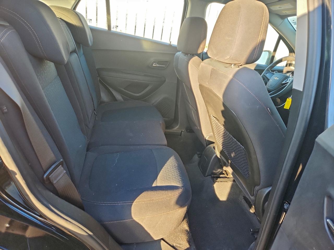 2019 CHEVROLET TRAX LS photo 11