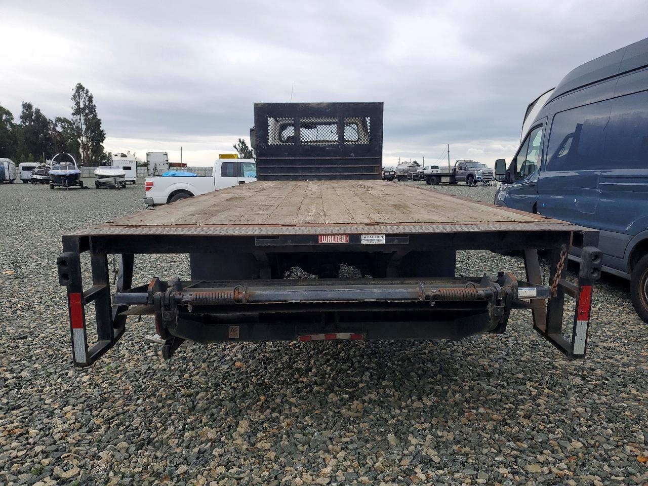 2013 FREIGHTLINER M2 106 MEDIUM DUTY photo 6