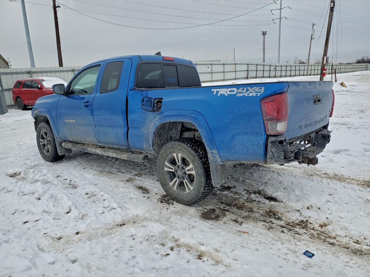 2017 TOYOTA TACOMA ACCESS CAB photo 2