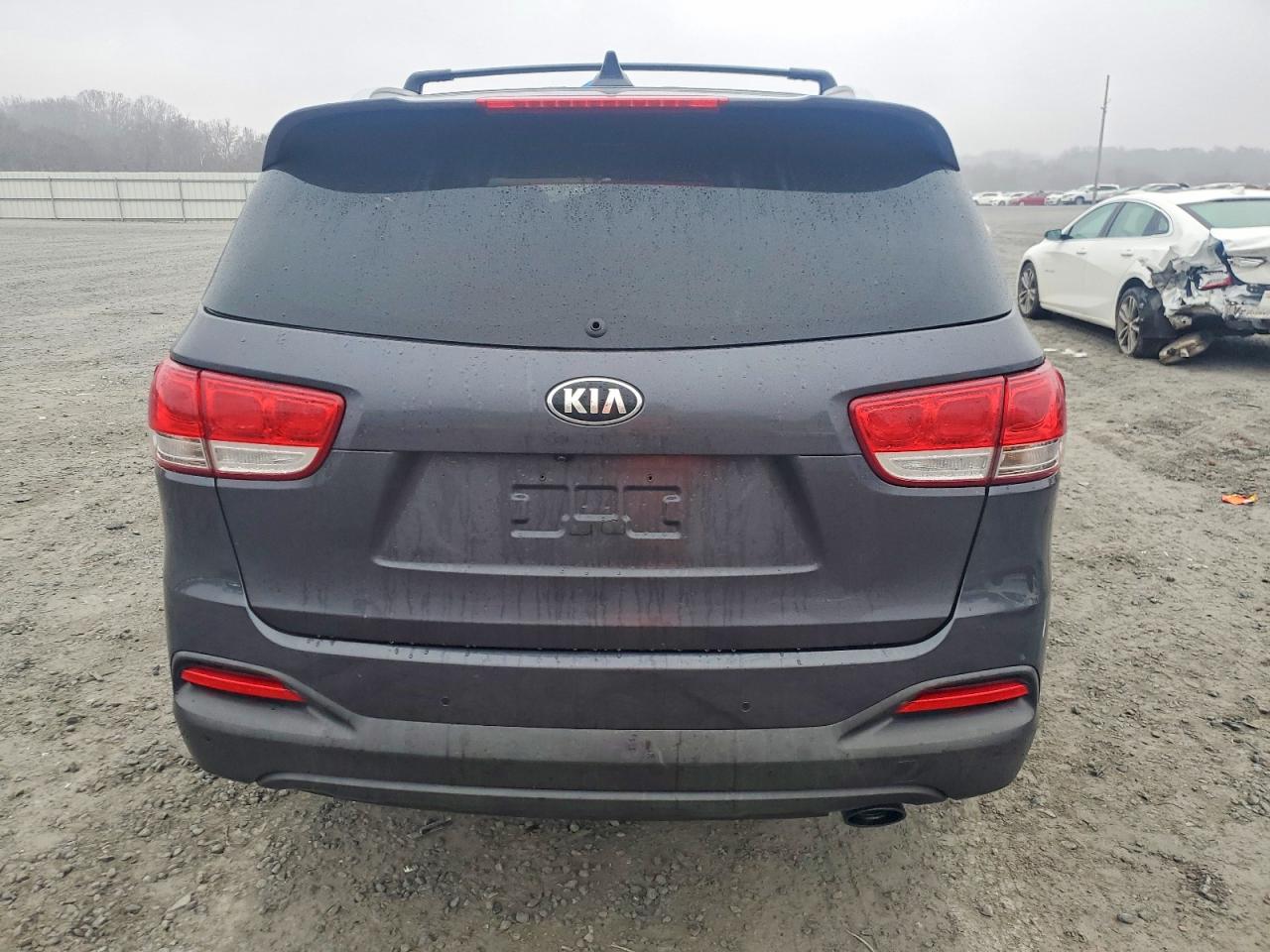 2017 KIA SORENTO LX photo 16