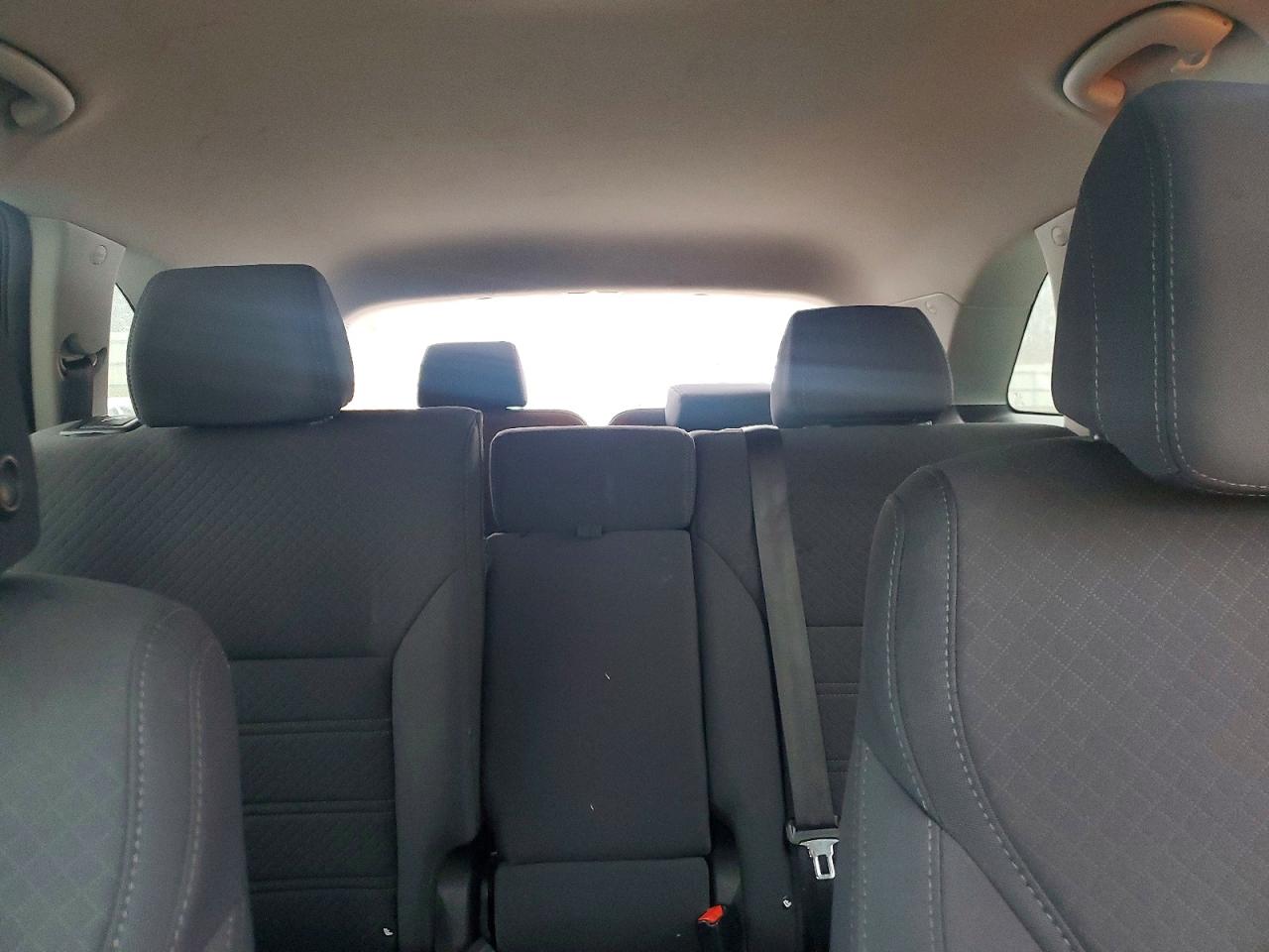 2017 KIA SORENTO LX photo 28