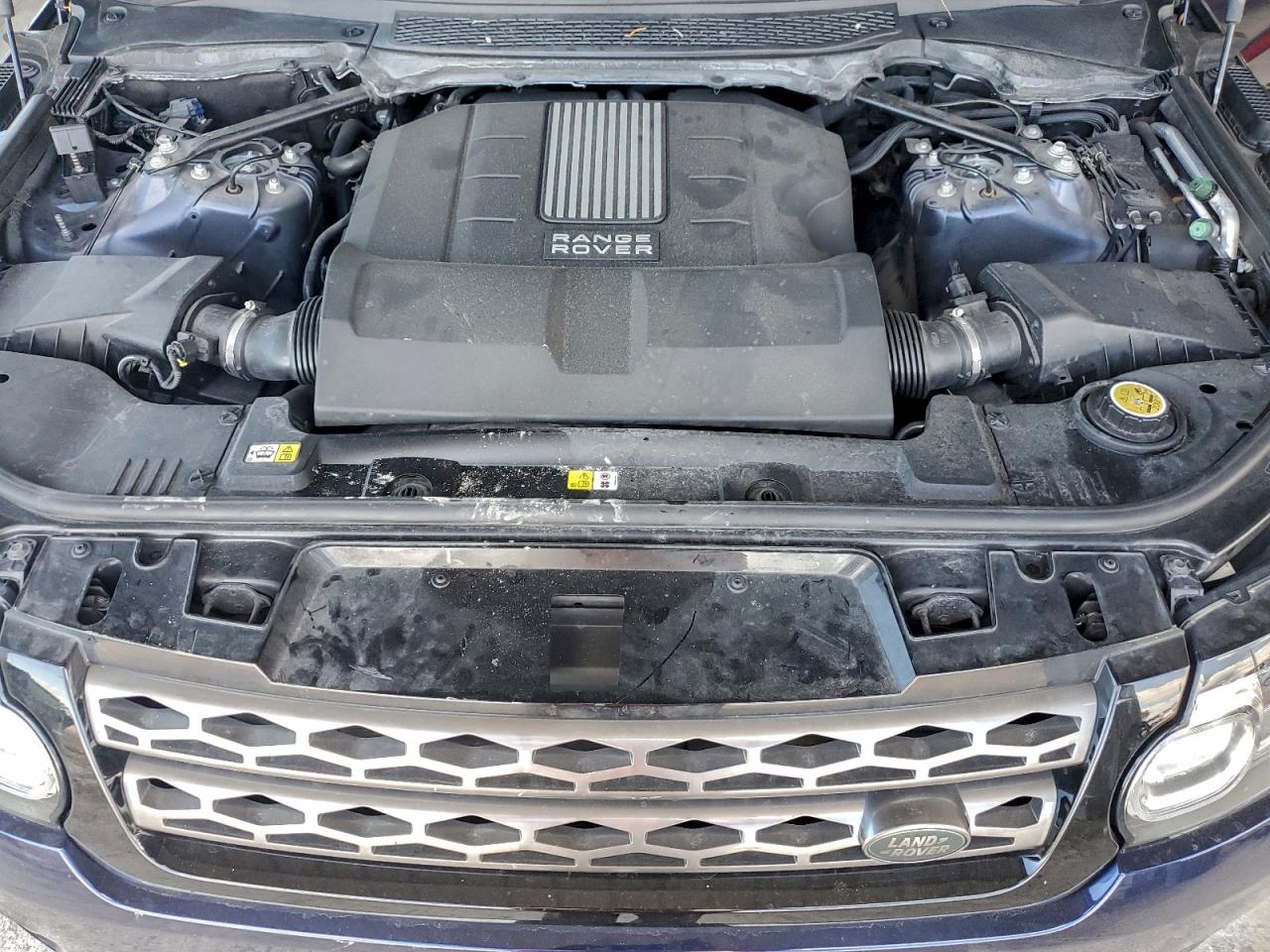 2016 LAND ROVER RANGE ROVER SPORT SE photo 12