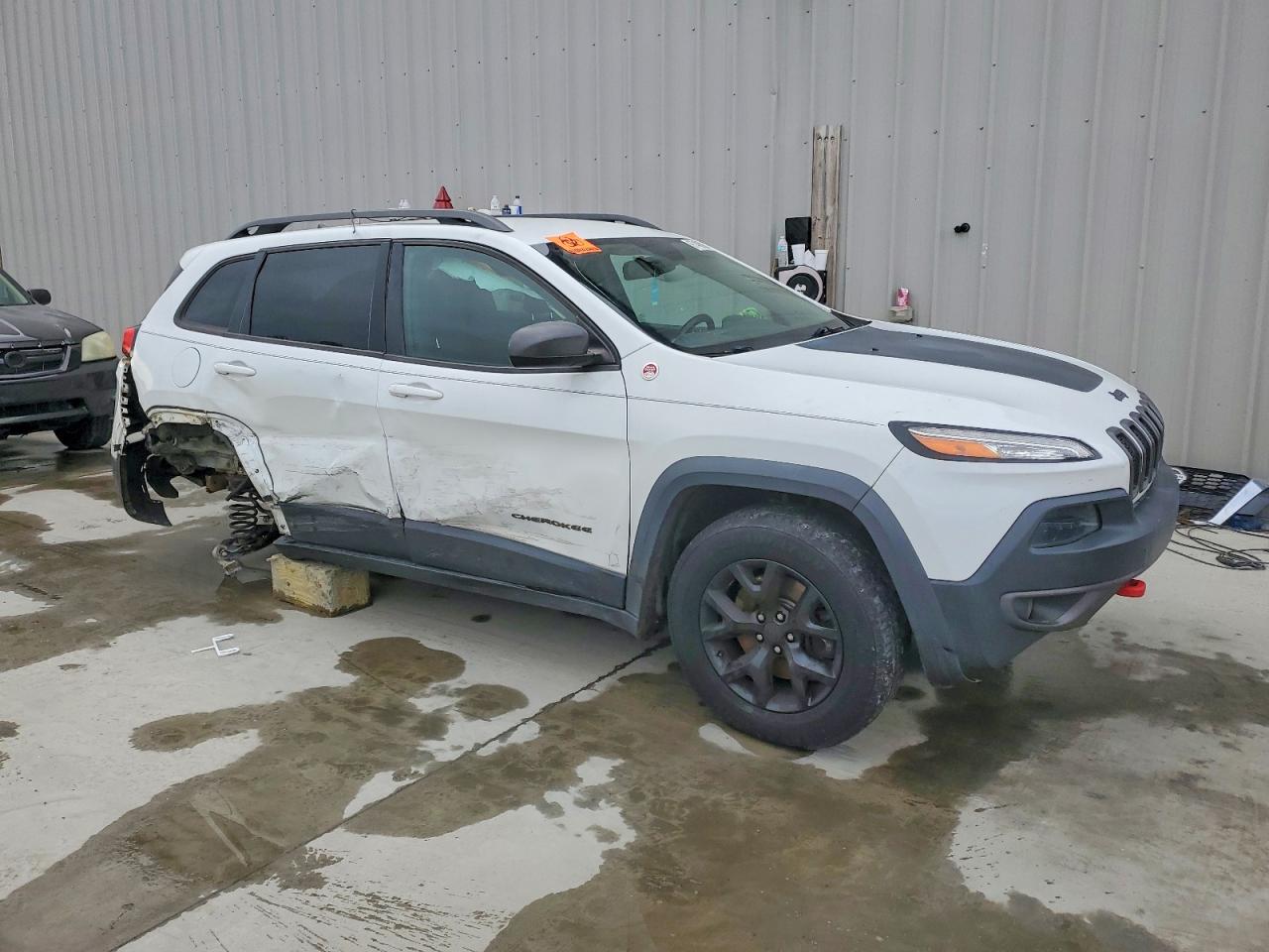 2017 JEEP CHEROKEE TRAILHAWK photo 7